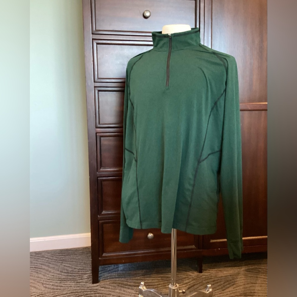 REI Co-op Quarter Zip pull over activewear shirt  green EUC